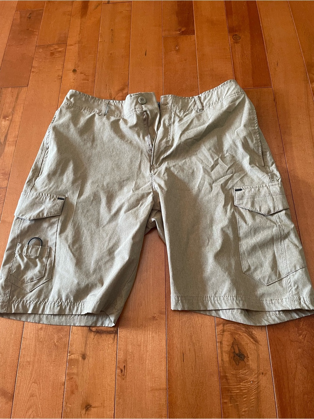 Ocean Current Men's Cargo Shorts in Khaki Green